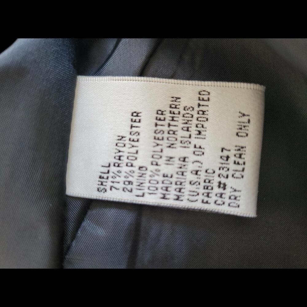 Talbots Size 14 Black Classic 3 Button Down Black… - image 4